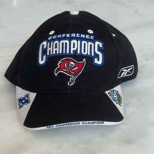 Vintage 2003 Tampa Bay Buccaneers NFC CHAMPS Cap Locker Room Reebok Team Issued